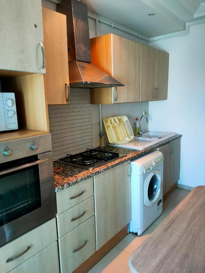 Luxe & Vip A Cote De Tunsia Mall 2 Apartment